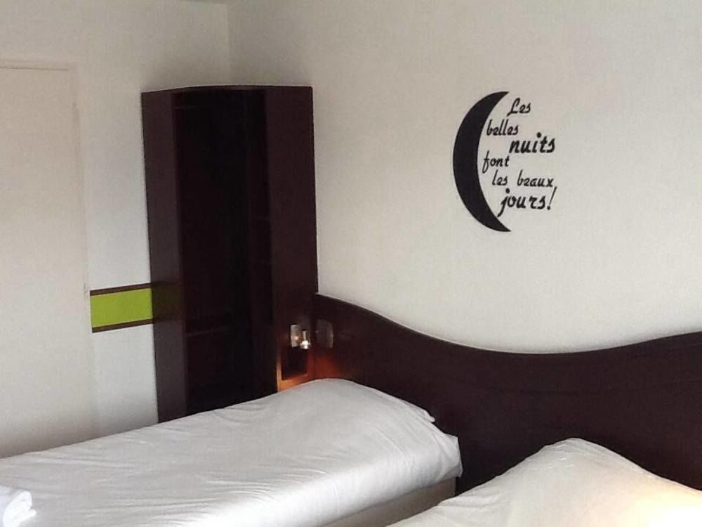 Couett' Hotel Rumilly Румийи Экстерьер фото
