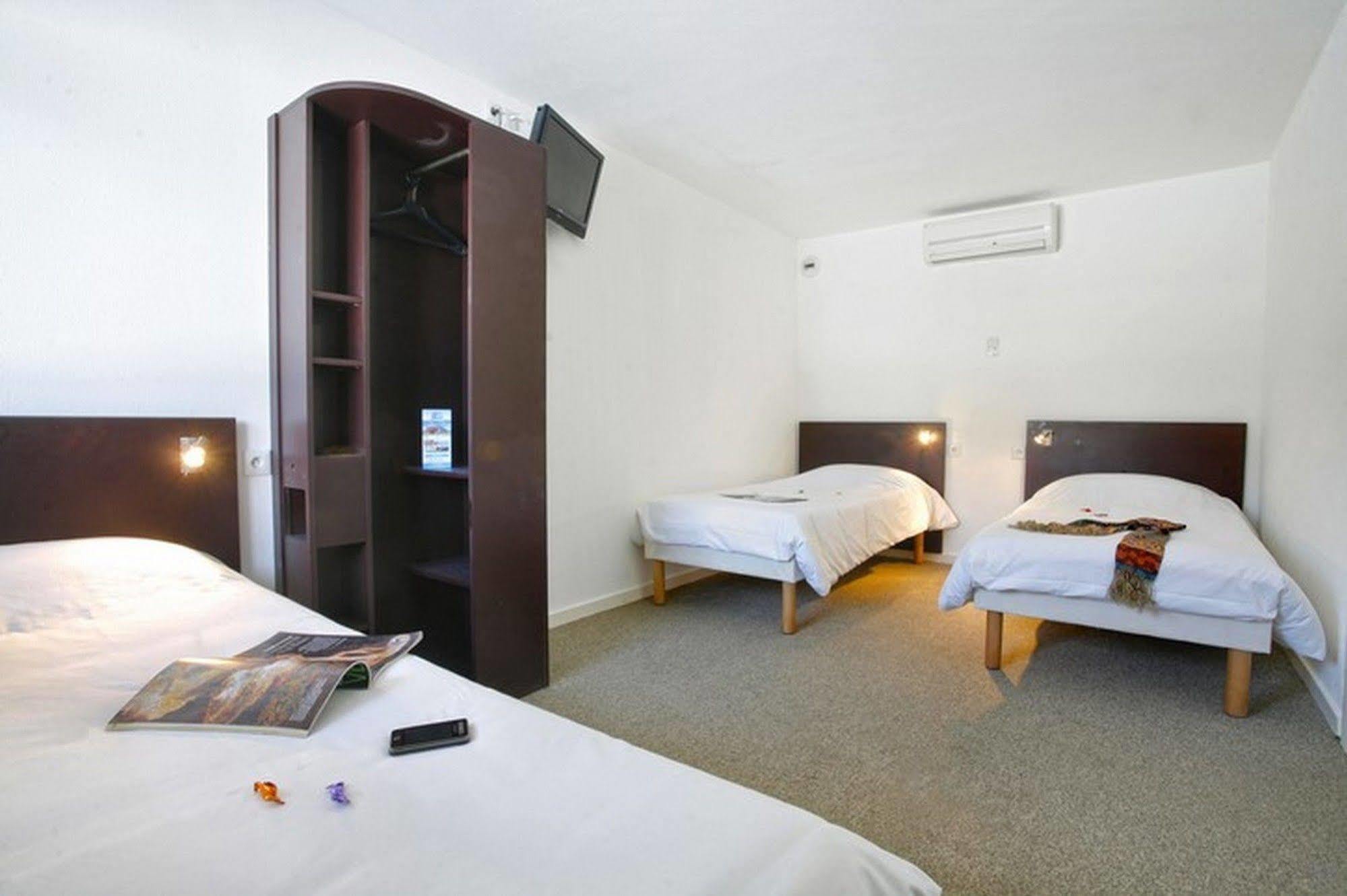 Couett' Hotel Rumilly Румийи Экстерьер фото